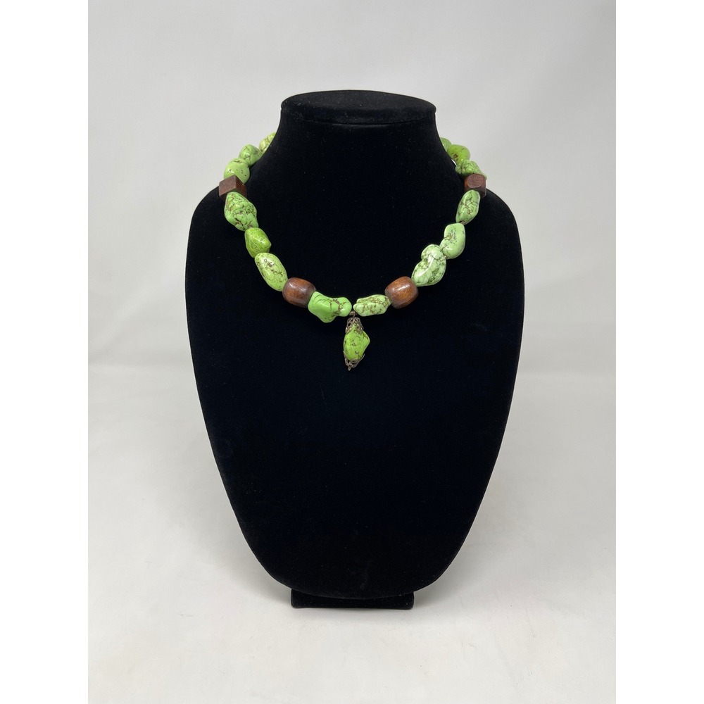 Vintage Lime Green Dyed Howlite and Wood Chunky Beaded Statement Necklace Boho